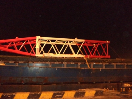 emergency boom crane for lift boat