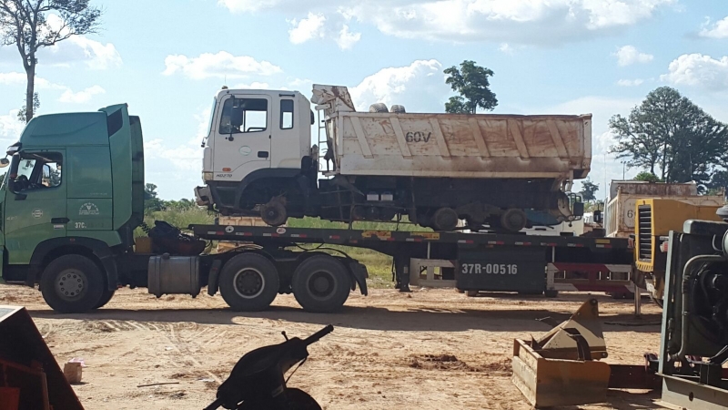 re import 14 vehicles from laos to viet nam