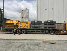 smoothly delivered 64 packages of equipment to steel plant in binh duong province