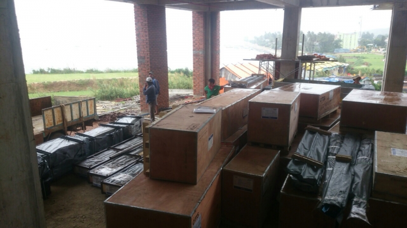 we deliver 3 sets of elevator to ly son island
