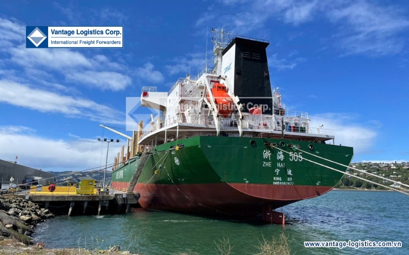successful flat top wagons project shipment 34000 dwt chartered vessel from indonesia to new zealand